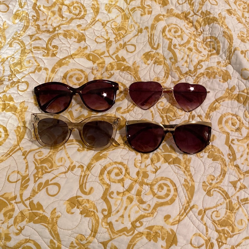 4 pair sunglasses